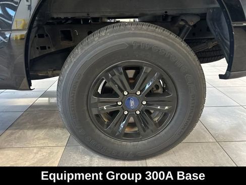 Used 2017 Ford F150 XLT AWD/4WD image 4