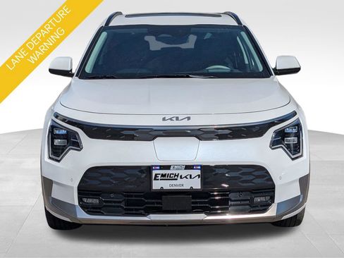 Certified 2023 Kia Niro Wave w/ Wave Preserve Package image 9
