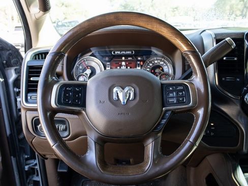 Used 2020 RAM 2500 Limited image 10