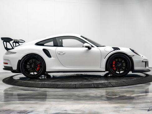 Used 2016 Porsche 911 GT3 RS RWD image 24