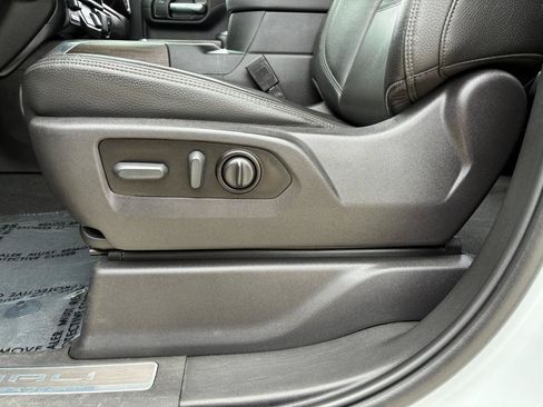 Used 2022 GMC Sierra 2500 Denali AWD/4WD image 14