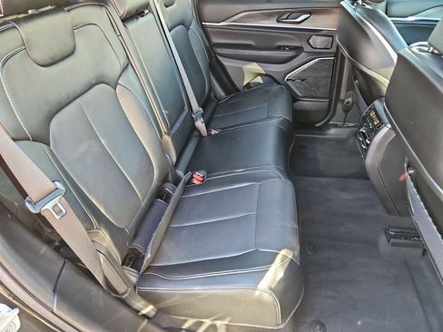 Used 2023 Jeep Grand Cherokee Overland w/ Advanced Protech Group III image 22