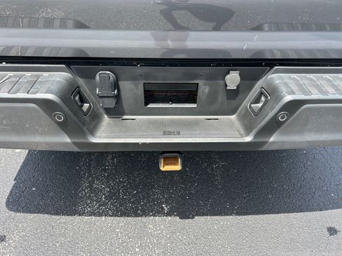 Certified 2024 Ford F150 Lariat w/ Bed Utility Package AWD/4WD image 17