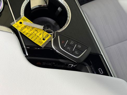 Certified 2024 Cadillac Lyriq Sport RWD image 22