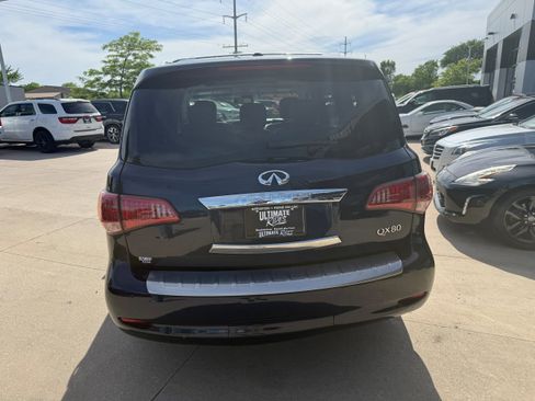 Used 2017 INFINITI QX80 4WD w/ Driver Assistance Package image 4