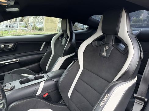 Used 2020 Ford Mustang Shelby GT500 w/ Technology Package image 25
