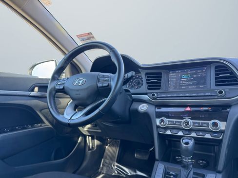 Used 2020 Hyundai Elantra Value Edition w/ Cargo Package (C1) image 13