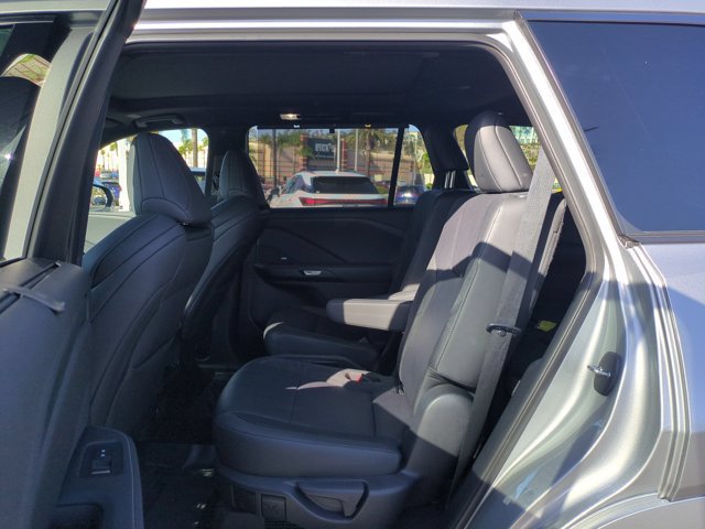Used 2026 Lexus TX 500h AWD w/ Technology Package image 25