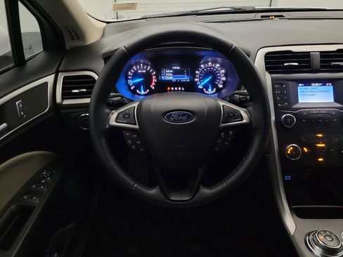Used 2020 Ford Fusion S FWD image 22