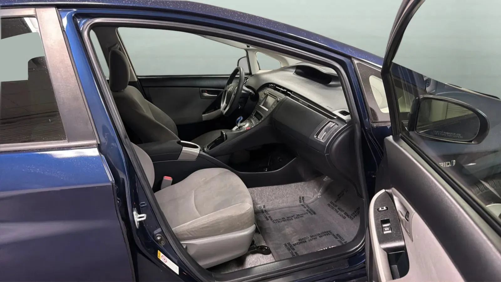 Used 2015 Toyota Prius Two FWD image 22
