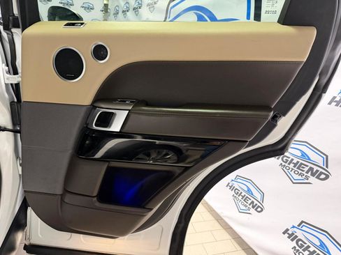 Used 2018 Land Rover Range Rover Sport HSE image 21