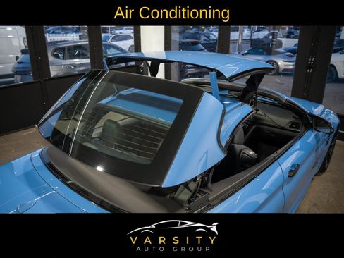 Used 2015 BMW M4 Convertible image 26