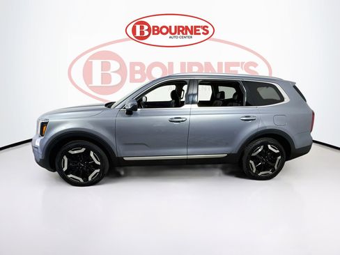 Used 2025 Kia Telluride S image 8
