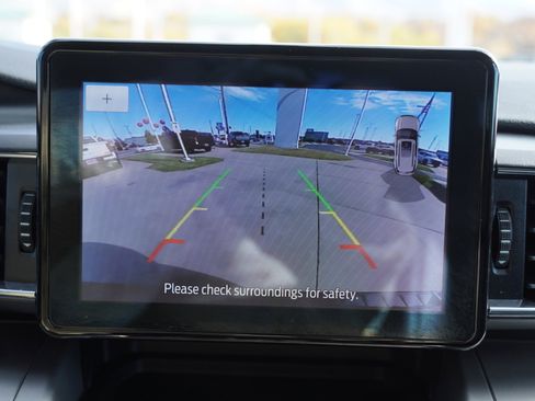 Used 2021 Ford Explorer XLT w/ Equipment Group 202A image 41