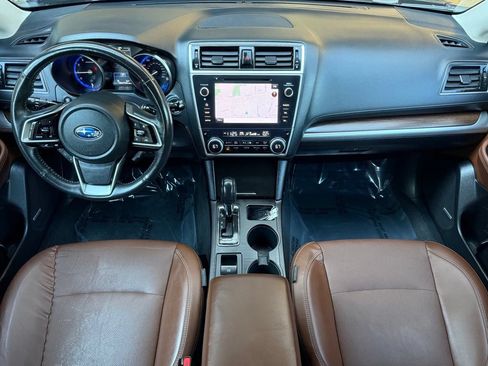 Used 2018 Subaru Outback 3.6R Touring AWD/4WD image 23