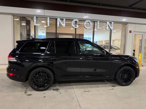 Used 2023 Lincoln Aviator Reserve w/ Jet Package AWD/4WD image 7