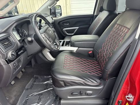 Used 2023 Nissan Titan SV w/ SV Convenience Package AWD/4WD image 15