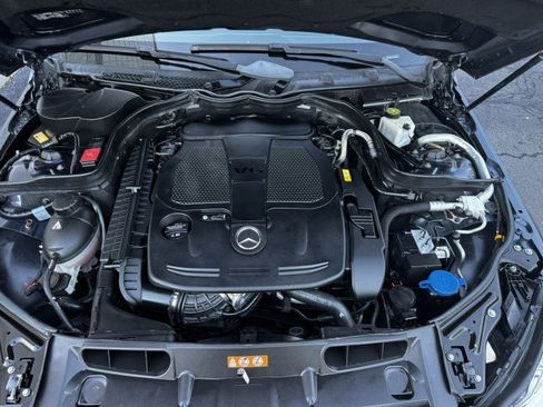 Used 2015 Mercedes-Benz C 350 4MATIC Coupe image 4