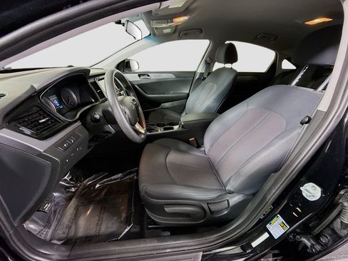 Used 2018 Hyundai Sonata SE w/ Cargo Package FWD image 21