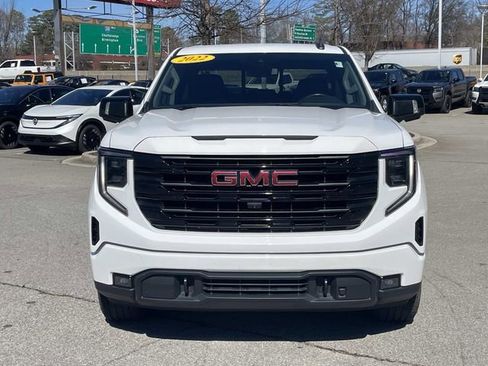 Used 2022 GMC Sierra 1500 Elevation w/ Elevation Premium Package image 8