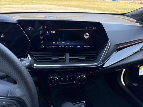 New 2026 Chevrolet Trax RS image 12