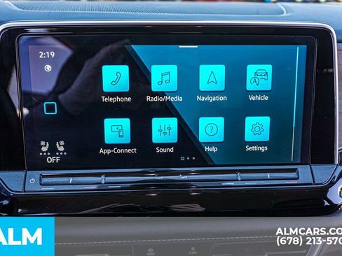 Used 2024 Volkswagen Atlas SE image 35