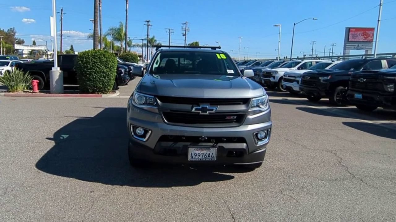 Used 2018 Chevrolet Colorado Z71 AWD/4WD image 3