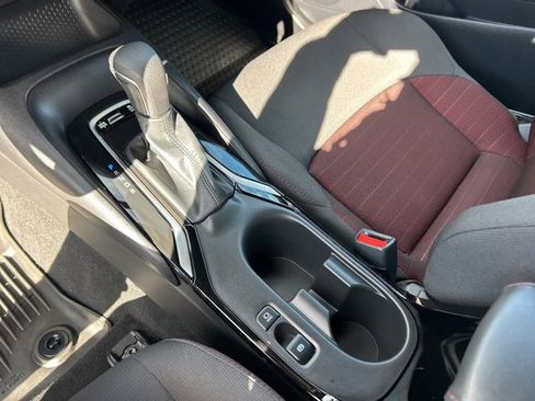 Used 2025 Toyota Corolla SE image 23