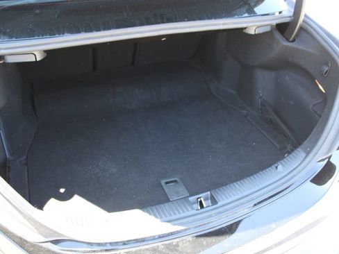 Used 2021 Mercedes-Benz C 300 Sedan image 10