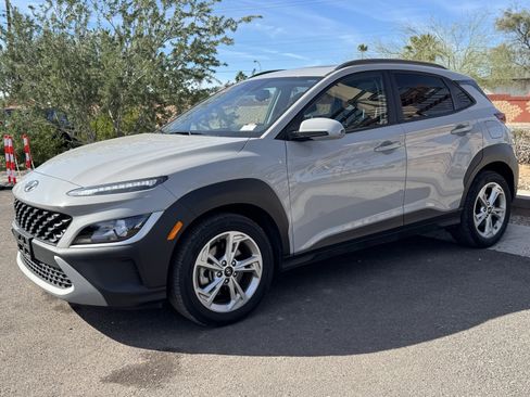 Used 2022 Hyundai Kona SEL w/ Convenience Package image 7