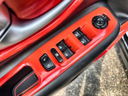 Used 2021 Jeep Renegade Limited w/ Sun & Sound Group AWD/4WD image 15