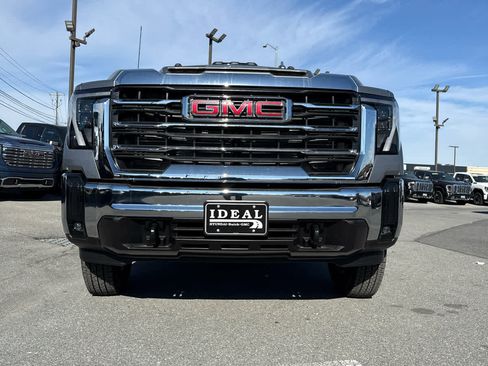 New 2026 GMC Sierra 3500 SLT w/ SLT Convenience Package image 19