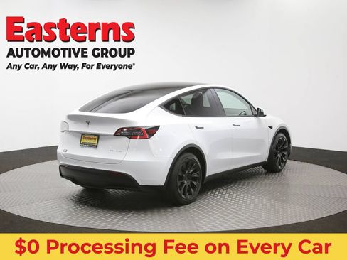Used 2021 Tesla Model Y Long Range AWD/4WD image 35