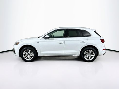 Used 2023 Audi Q5 2.0T Premium w/ Convenience Package AWD/4WD image 4