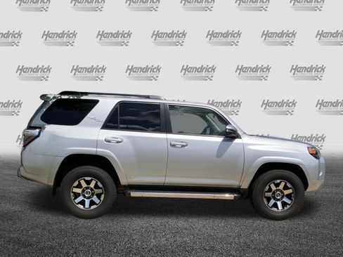 Used 2019 Toyota 4Runner TRD Off-Road Premium AWD/4WD image 11