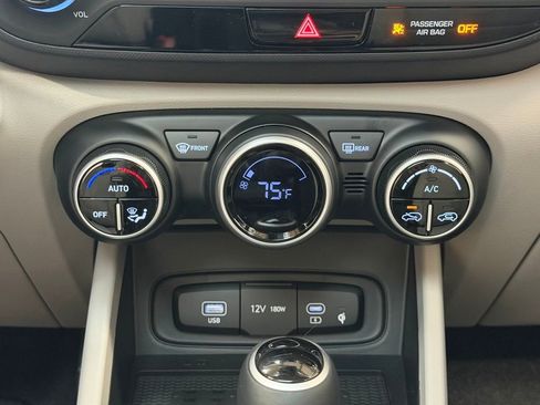 New 2026 Hyundai Venue SEL image 15