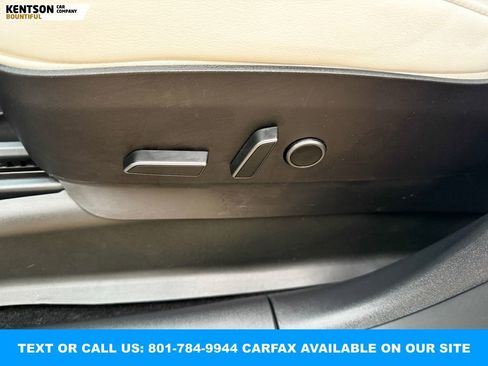 Used 2022 Tesla Model Y Long Range image 28