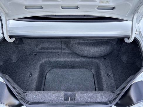 Used 2004 Honda S2000 Base 2dr Convertible image 19