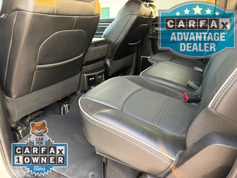 Used 2024 RAM 2500 Laramie AWD/4WD image 9