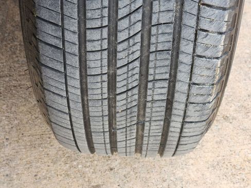 Used 2025 Nissan Frontier SV w/ SV Convenience Package image 15