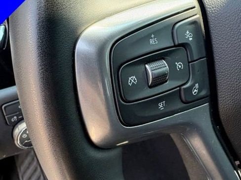 Used 2024 Chevrolet Silverado 1500 LT Trail Boss w/ Convenience Package II AWD/4WD image 17