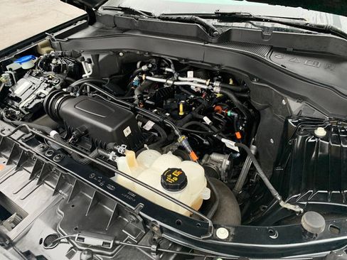 Used 2022 Ford Explorer XLT w/ Class IV Trailer Tow Package image 32