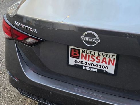 Used 2025 Nissan Sentra SV w/ SV Premium Package image 13