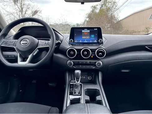 Certified 2024 Nissan Sentra SV image 4