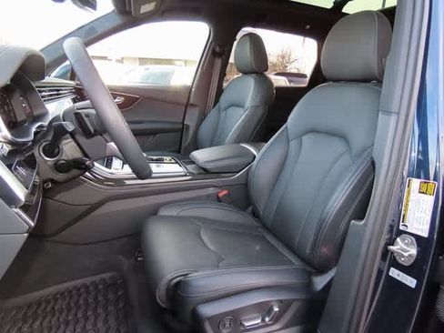 Used 2025 Audi Q7 3.0T Prestige w/ Prestige Package image 12