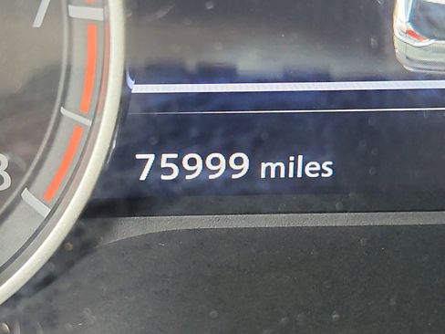 Used 2023 Nissan Rogue SV FWD image 10