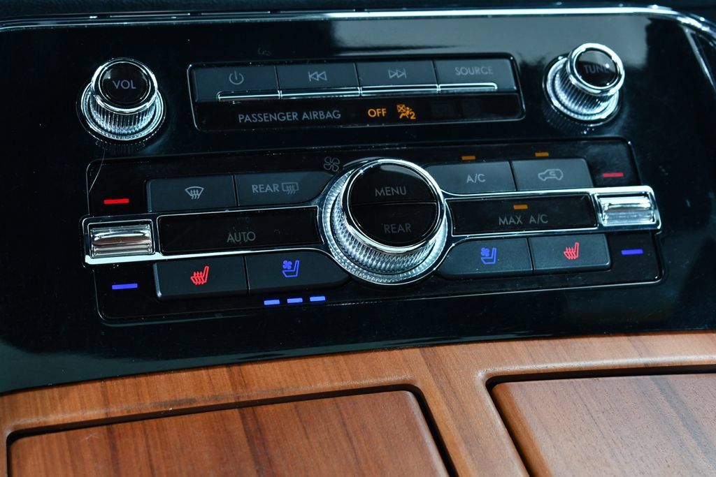 Used 2019 Lincoln Navigator L Reserve AWD/4WD image 31