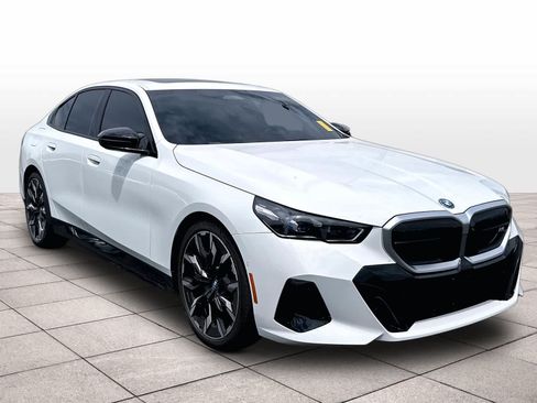 Used 2024 BMW i5 M60 w/ Premium Package AWD/4WD image 3