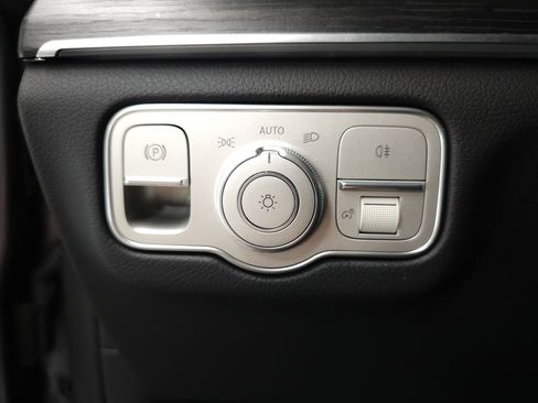 Certified 2026 Mercedes-Benz GLS 450 4MATIC image 10