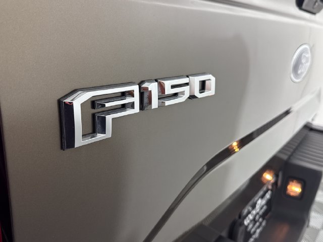 Used 2016 Ford F150 XLT w/ Trailer Tow Package AWD/4WD image 18